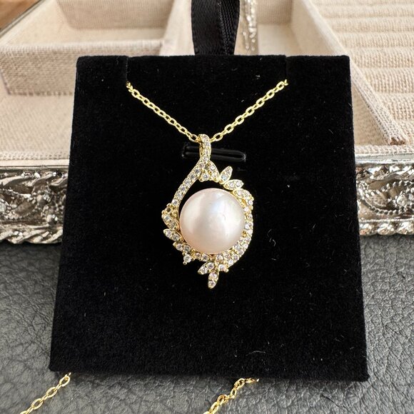 Elegant Freshwater Pearl Necklace with CZ Leaf Crown | 14k Gold-Filled - Picture 1 of 9